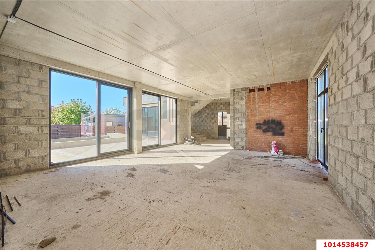 Фото №15: Дом 200 м² + 8 сот. - Краснодар, Прикубанский внутригородской округ, мкр. Тихая Поляна, ул. имени Писателя Г.И. Василенко, 11