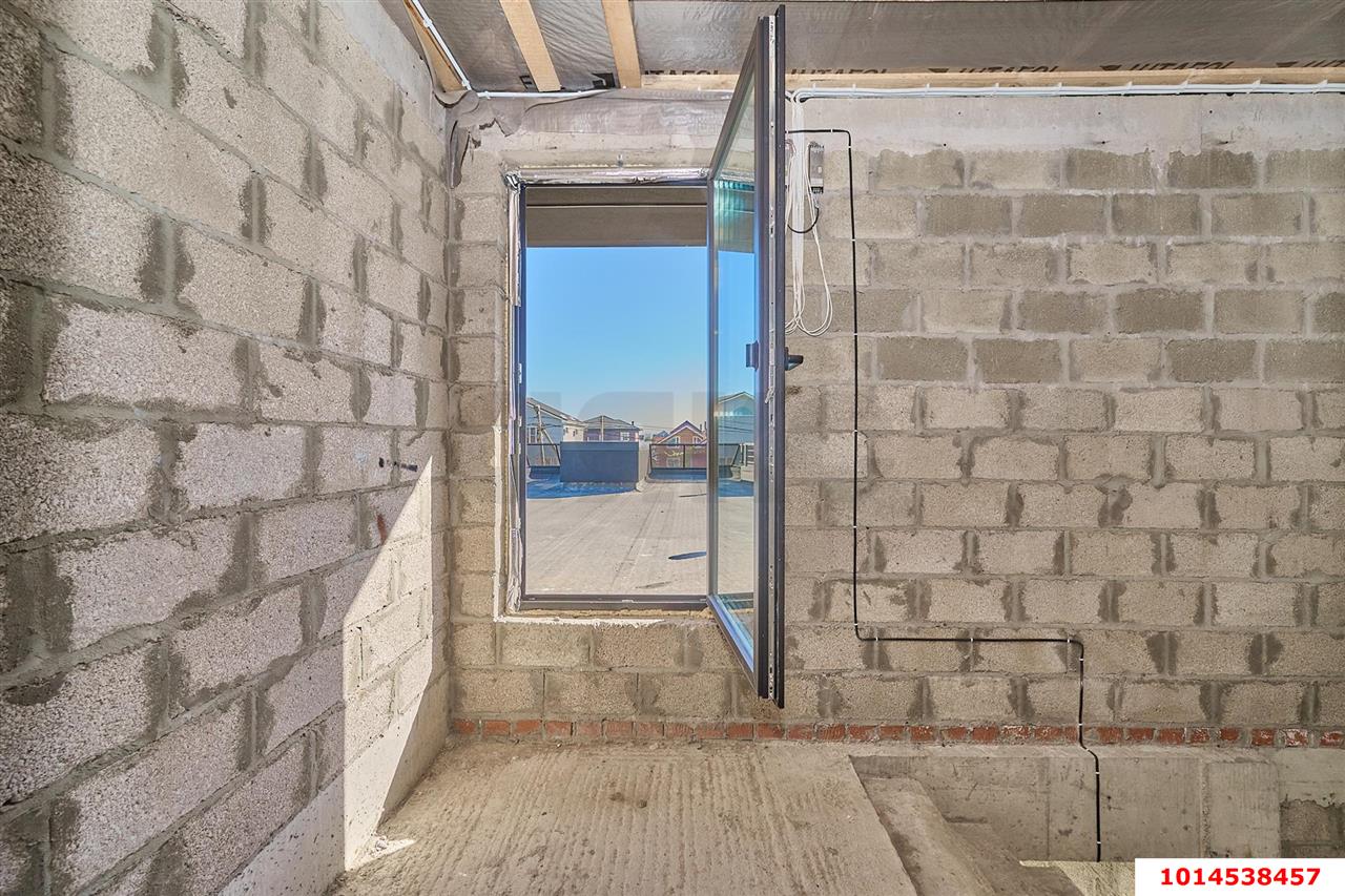 Фото №30: Дом 200 м² + 8 сот. - Краснодар, Прикубанский внутригородской округ, мкр. Тихая Поляна, ул. имени Писателя Г.И. Василенко, 11