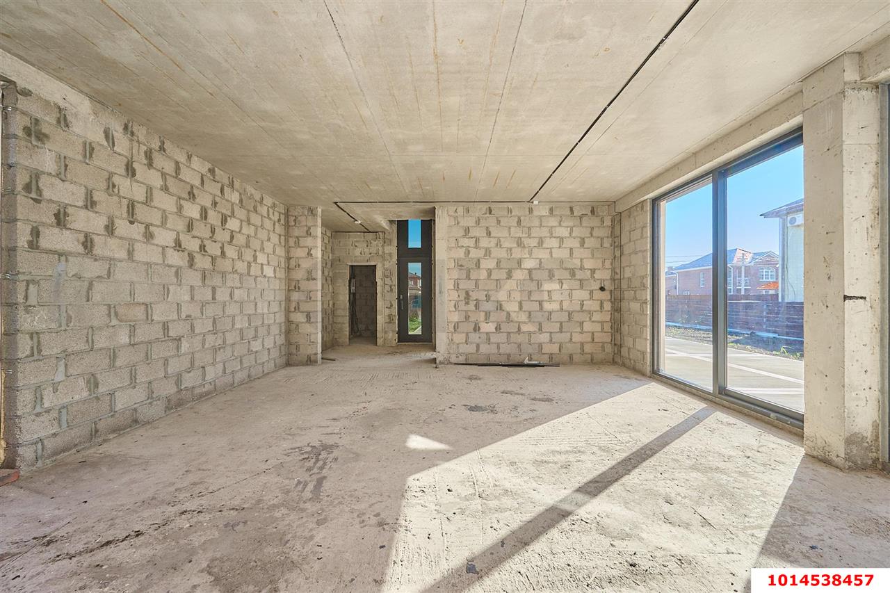 Фото №16: Дом 200 м² + 8 сот. - Краснодар, Прикубанский внутригородской округ, мкр. Тихая Поляна, ул. имени Писателя Г.И. Василенко, 11