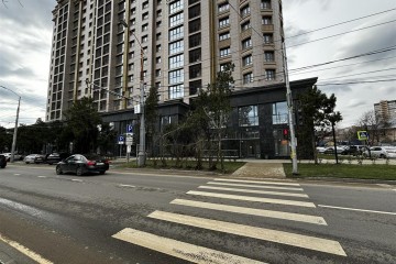 Фото №1: Торговое помещение 112 м² - Краснодар, мкр. жилой комплекс Аврора, ул. имени Дзержинского, 95