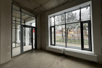 Фото №5: Торговое помещение 112 м² - Краснодар, мкр. жилой комплекс Аврора, ул. имени Дзержинского, 95