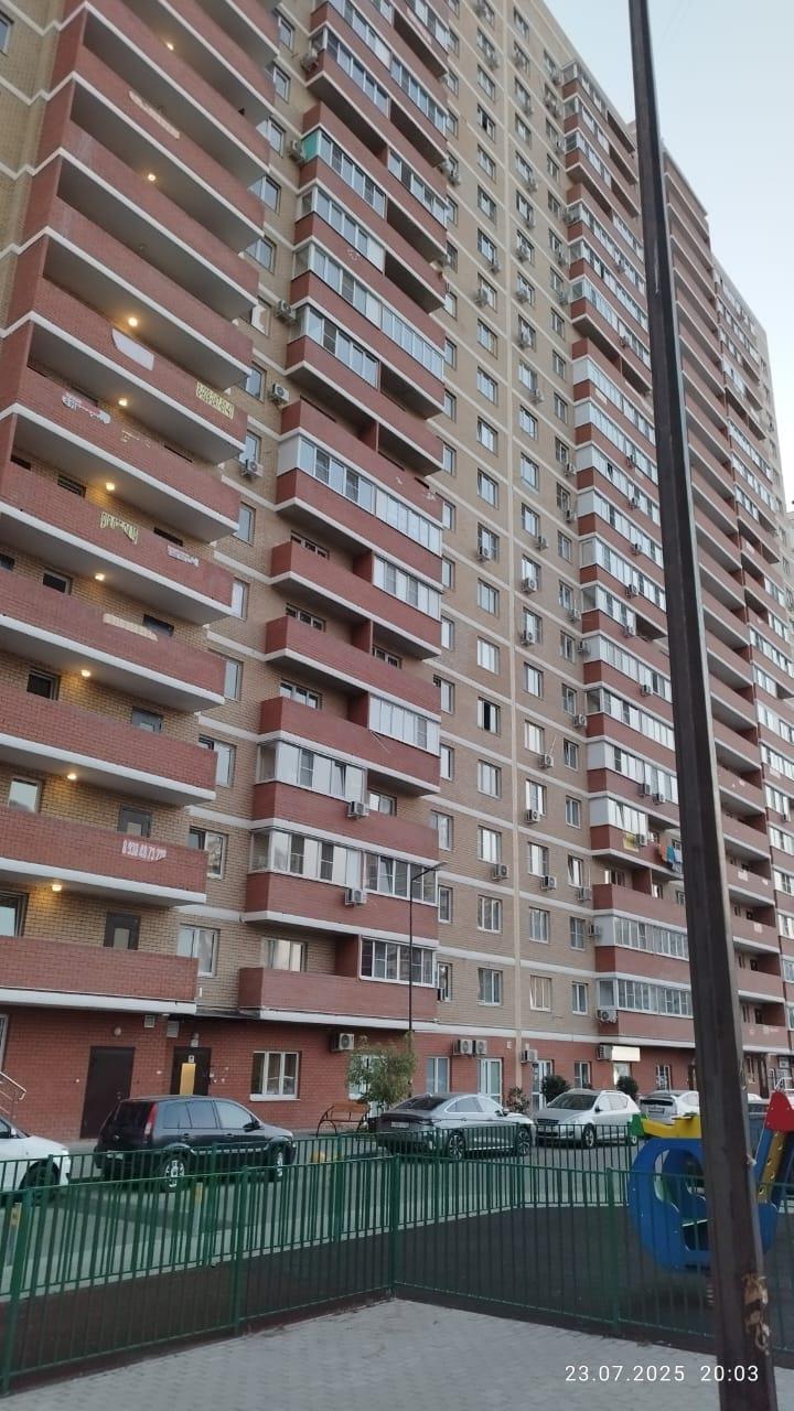 Фото №7: 1-комнатная квартира 42 м² - Краснодар, Карасунский внутригородской округ, Гидростроителей, мкр. Почтовый, пр-кт имени писателя Знаменского, 9к2