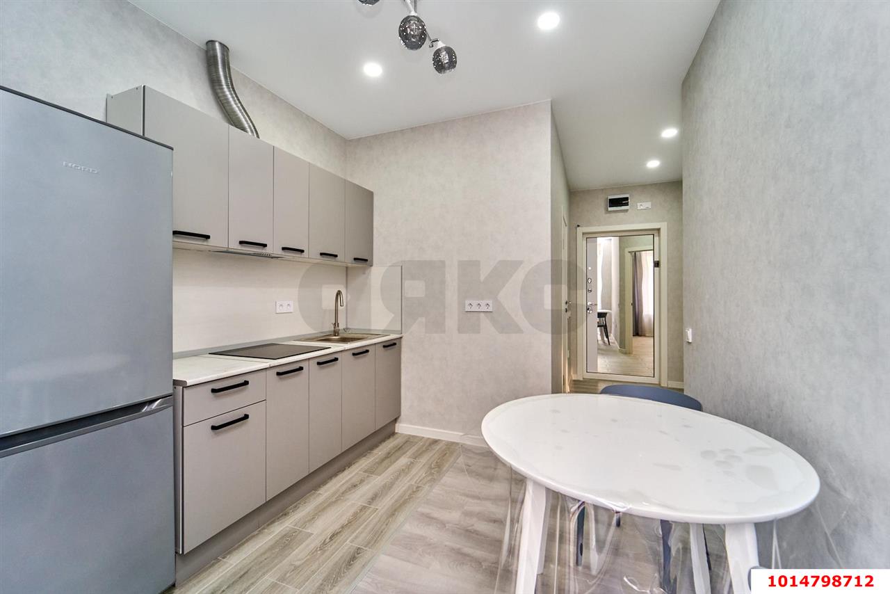 Фото №3: 1-комнатная квартира <span class="whitespace-nowrap">28 м²</span>, <span class="whitespace-nowrap">4/22 эт.</span> - Краснодар, Прикубанский внутригородской округ, мкр. Достояние, ул. Конгрессная, 31