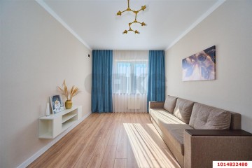 Фото №1: 1-комнатная квартира 40 м² - Краснодар, мкр. Московский, ул. им. Артюшкова В.Д., 15