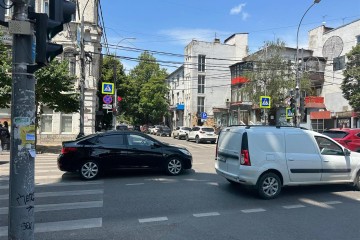 Фото №4: Торговое помещение 50 м² - Краснодар, мкр. Западный внутригородской округ, ул. Пашковская, 71