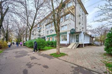 Фото №3: Коммерция 95 м² - Краснодар, мкр. Фестивальный, ул. Атарбекова, 28