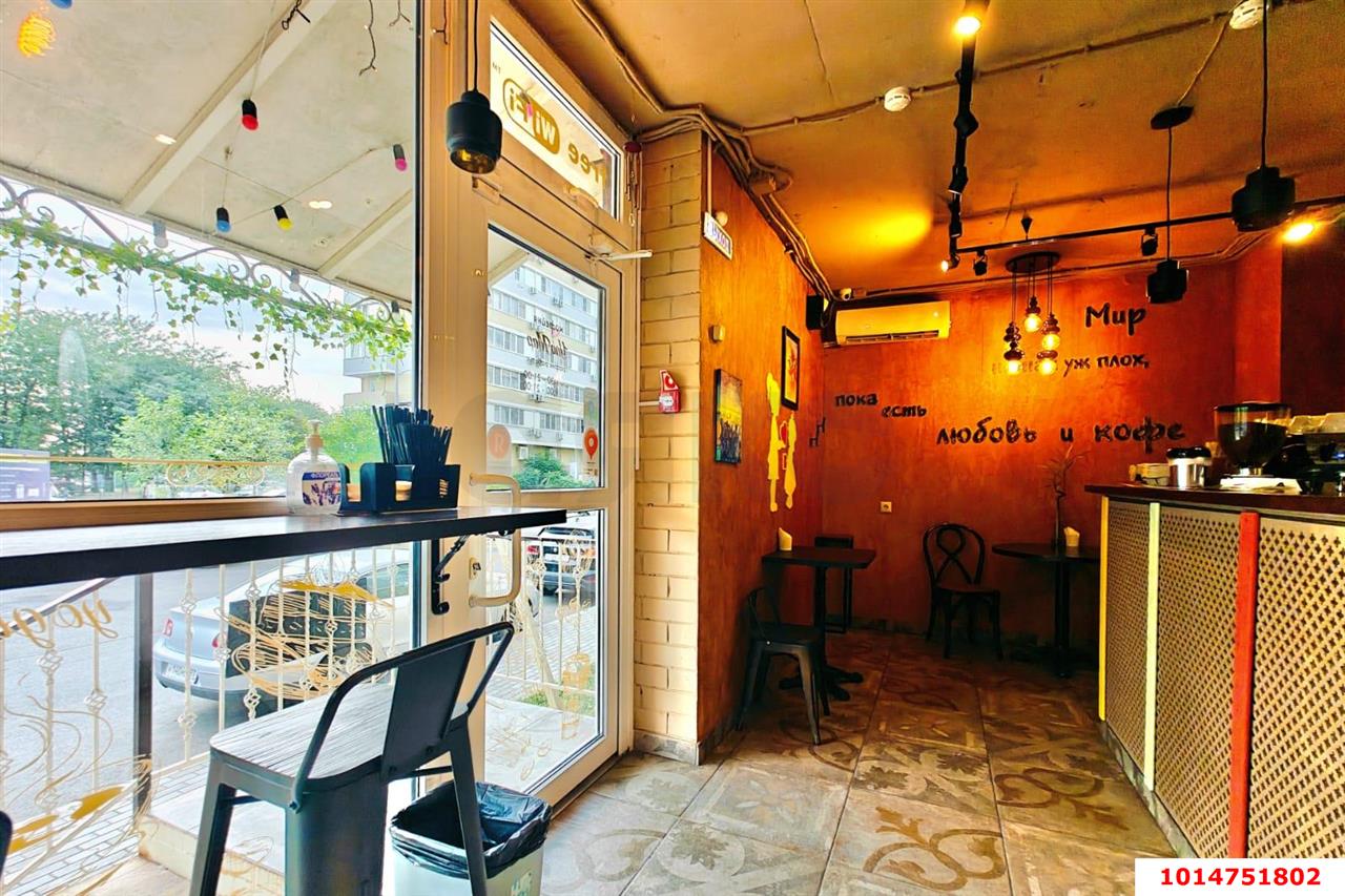 Фото №4: Коммерция 30 м² - Краснодар, Прикубанский внутригородской округ, мкр. Славянский, ул. Красных Партизан, 1/2