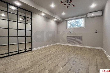 Фото №1: Торговое помещение 20 м² - Краснодар, мкр. Восточно-Кругликовский, ул. Героев-Разведчиков, 42