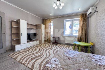 Фото №1: 1-комнатная квартира 38 м² - Горячий Ключ, мкр. Развилка, ул. Энгельса, 1/1к2