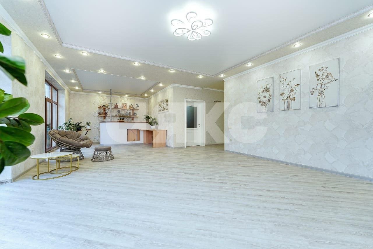 Фото №7: Дом 218 м² + 5 сот. - Кореновск, 2-й квартал, ул. Венеры Павленко, 3