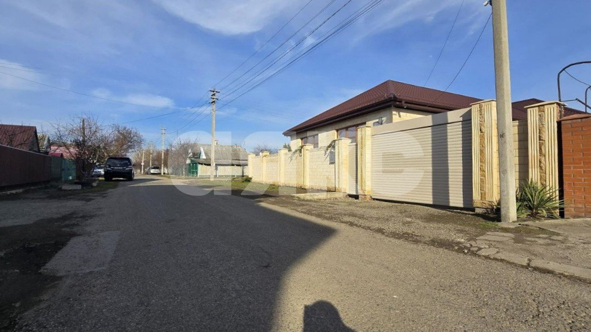 Фото №3: Дом 218 м² + 5 сот. - Кореновск, 2-й квартал, ул. Венеры Павленко, 3
