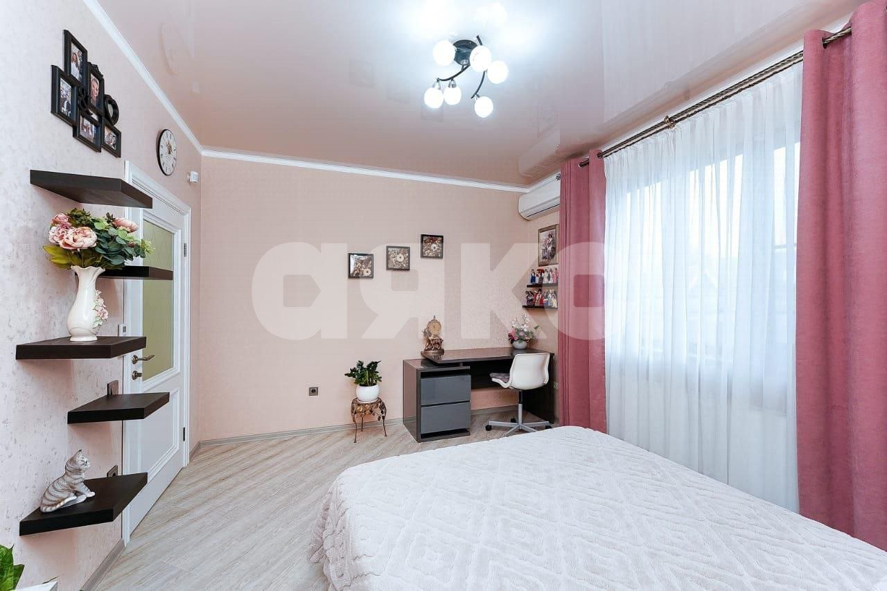 Фото №17: Дом 218 м² + 5 сот. - Кореновск, 2-й квартал, ул. Венеры Павленко, 3