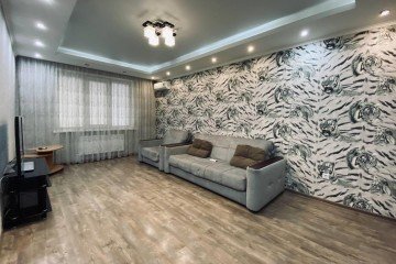 Фото №1: 2-комнатная квартира 66 м² - Знаменский, мкр. жилой комплекс Первомайский, ул. Первомайская, 36/1