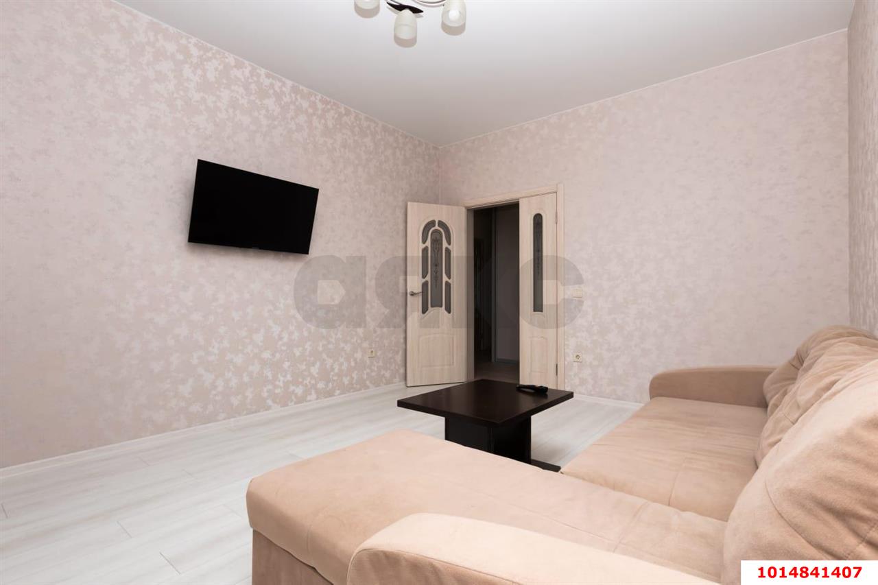 Фото №8: 2-комнатная квартира 68 м² - Краснодар, имени Петра Метальникова, ул. Тополиная, 40/1к2