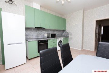 Фото №1: 2-комнатная квартира 62 м² - Краснодар, мкр. имени Петра Метальникова, ул. Тополиная, 40/1к2