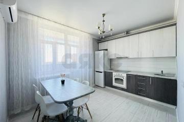 Фото №1: 2-комнатная квартира 62 м² - Краснодар, мкр. Губернский, ул. Домбайская, 61