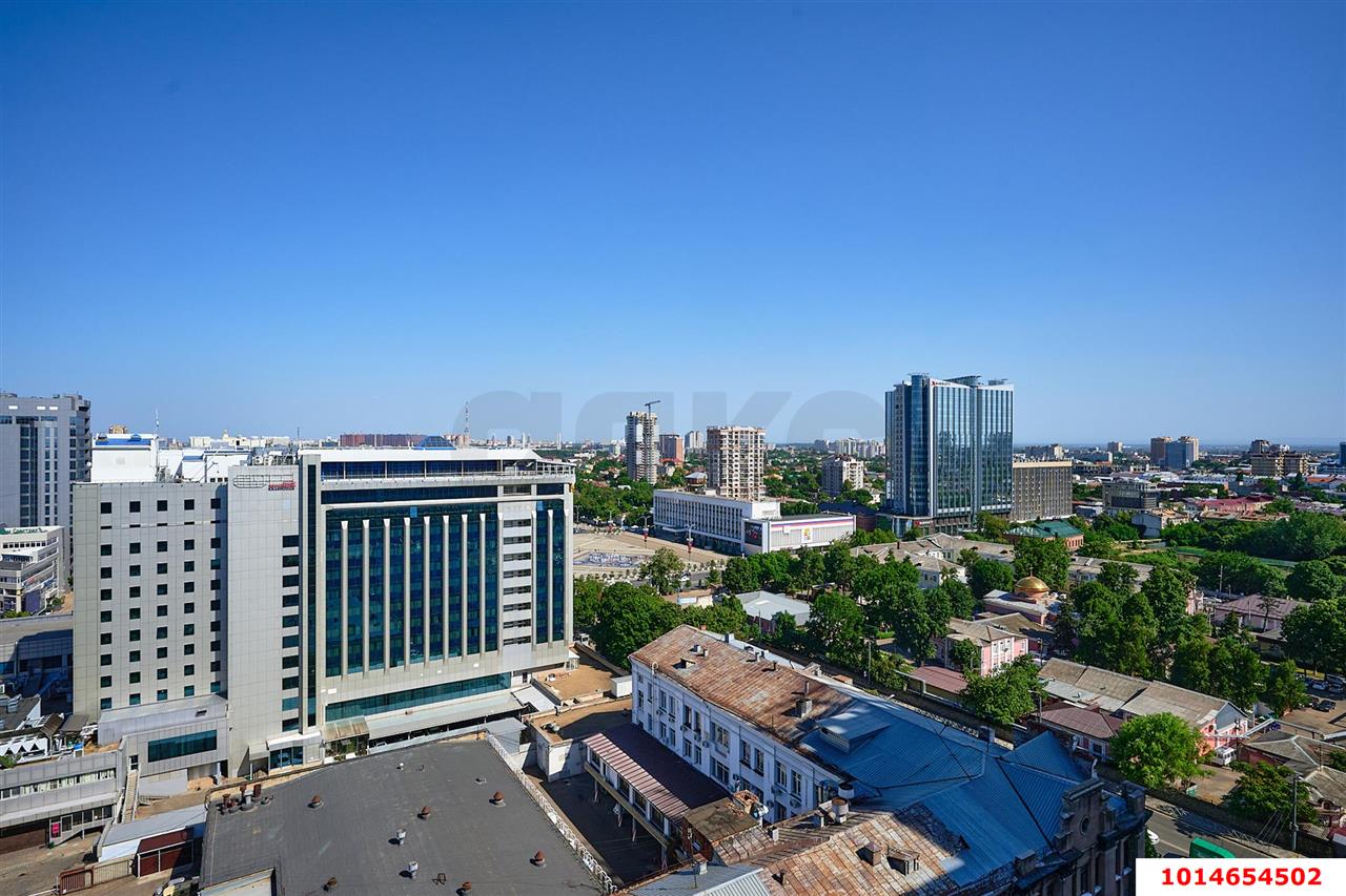 Фото №9: 2-комнатная квартира 82 м² - Краснодар, Центральный, ул. Будённого, 129