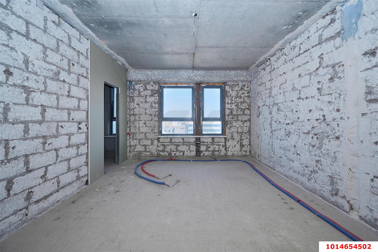 Фото №1: 2-комнатная квартира 82 м² - Краснодар, Центральный, ул. Будённого, 129