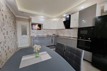 Фото №2: 2-комнатная квартира 80 м² - Краснодар, мкр. Завод Измерительных Приборов, ул. имени 40-летия Победы, 33/8