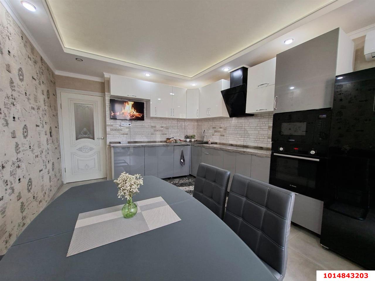 Фото №2: 2-комнатная квартира 80 м² - Краснодар, Завод Измерительных Приборов, ул. имени 40-летия Победы, 33/8