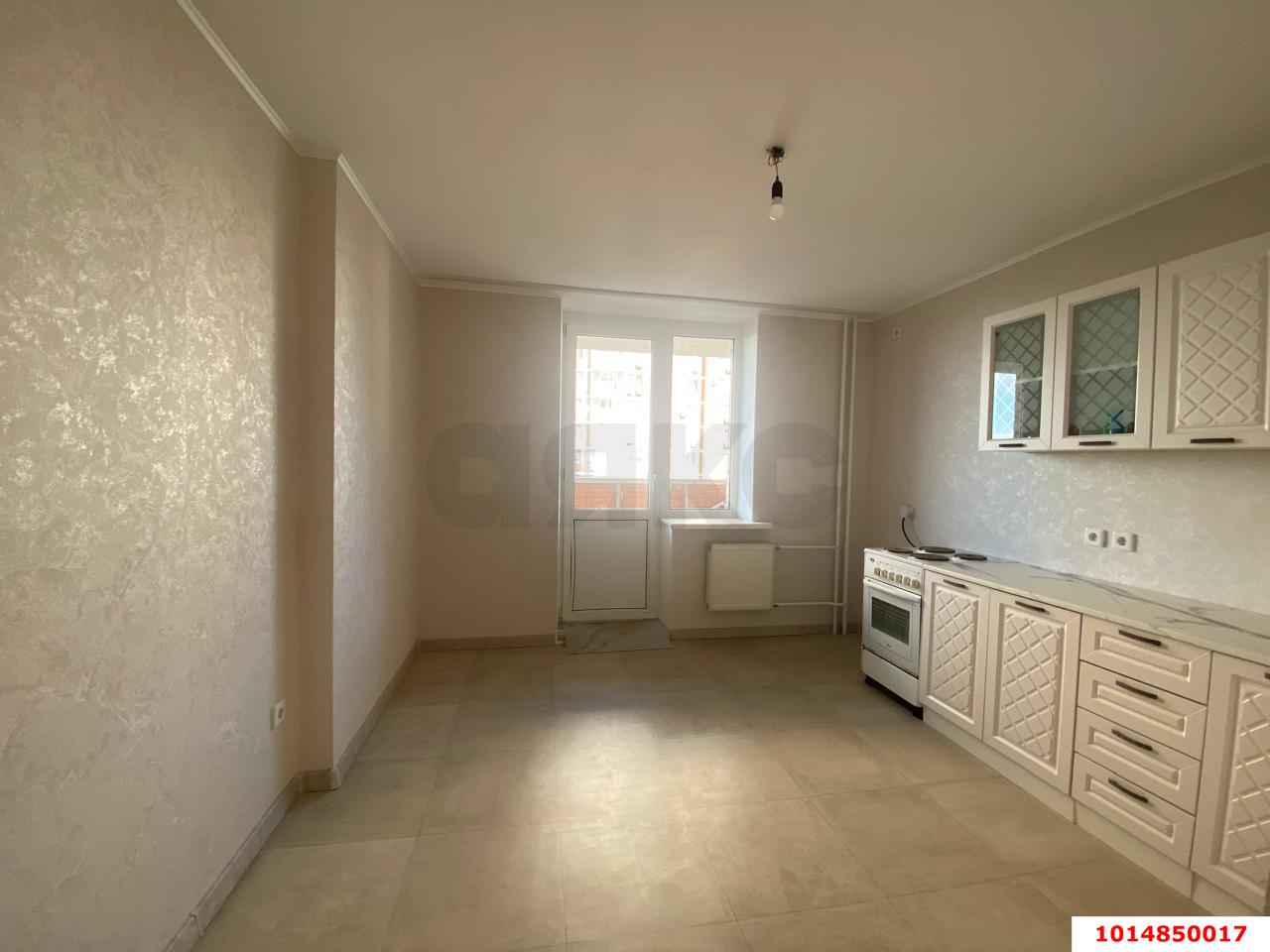 Фото №1: 1-комнатная квартира 40 м² - Краснодар, Западный внутригородской округ, Кожзавод, мкр. Военный городок № 1, ул. имени Калинина, 350/6