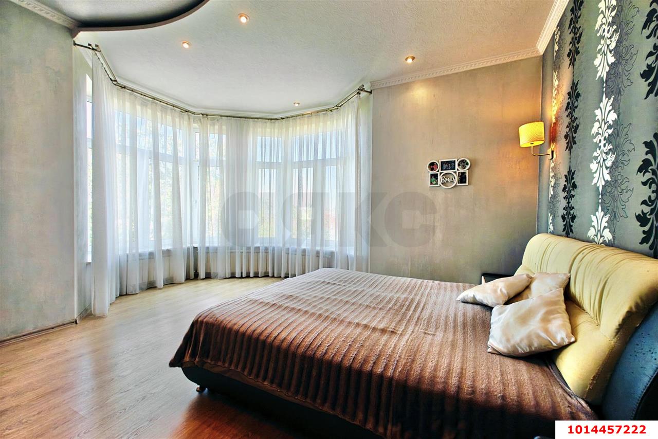 Фото №15: Дом 400 м² + 6 сот. - Краснодар, Сельскохозяйственный Институт, мкр. Западный внутригородской округ, ул. Урицкого, 143