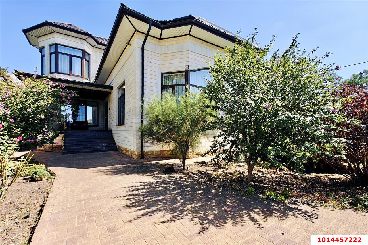 Фото №3: Дом 400 м² + 6 сот. - Краснодар, Сельскохозяйственный Институт, мкр. Западный внутригородской округ, ул. Урицкого, 143