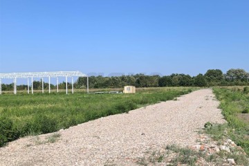 Фото №1: Коммерческая земля 35 сот. - Отрадный, ул. Победы, 1