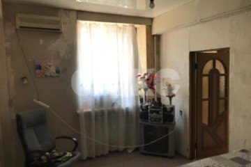 Фото №2: 4-комнатная квартира 73 м² - Ростов-на-Дону, р. Кировский, пр-кт Соколова, 21/19