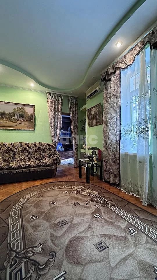Фото №1: 4-комнатная квартира 84 м² - Ростов-на-Дону, Кировский, пр-кт Соколова, 23