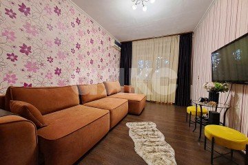 Фото №1: 2-комнатная квартира 52 м² - Ростов-на-Дону, мкр. Нахичевань, ул. Листопадова, 102/79