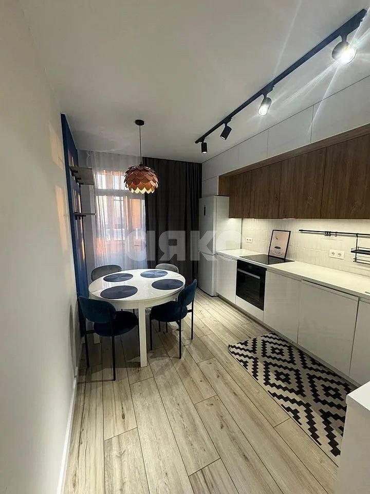 Фото №1: 1-комнатная квартира 40 м² - Ростов-на-Дону, жилой комплекс Скай Парк, ул. Нансена, 83