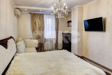 Фото №1: 2-комнатная квартира 78 м² - Ростов-на-Дону, мкр. Нахичевань, ул. 20-я Линия, 43/16