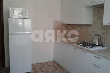Фото №1: 2-комнатная квартира 55 м² - Геленджик, мкр. 5-й, ул. Кабардинская, 18