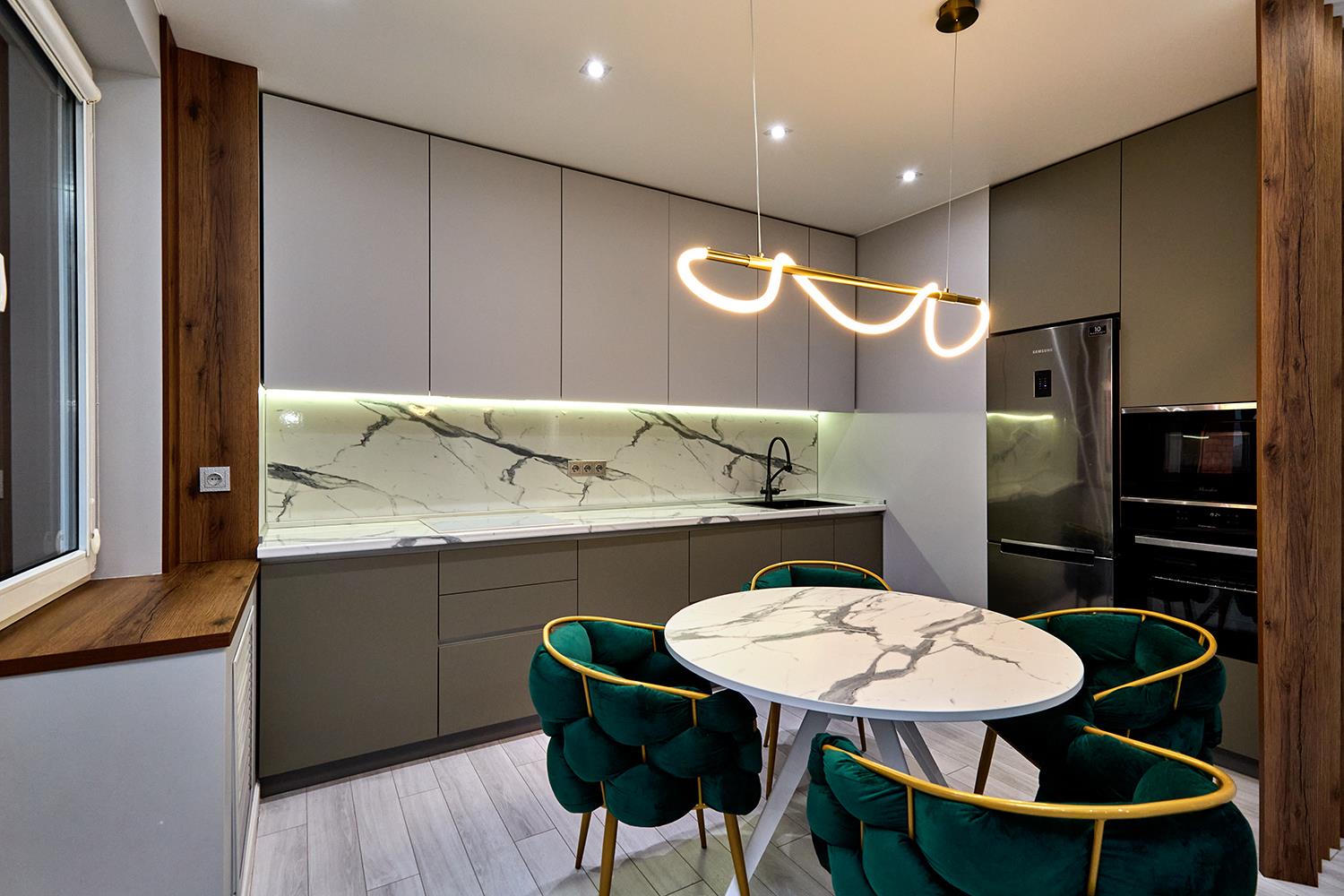 Фото №2: 2-комнатная квартира 80 м² - Краснодар, Карасунский внутригородской округ, мкр. Хлопчато-бумажный Комбинат, ул. Уральская, 13