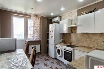 Фото №1: 1-комнатная квартира 38 м² - Южный, мкр. жилой комплекс Южный Сад, ул. Алма-Атинская, 14