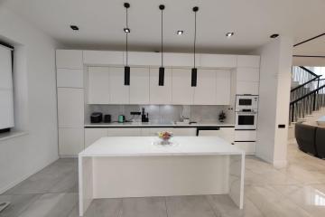 Фото №3: Дом 340 м² - Выселки, мкр. квартал Центр, ул. Центральная площадь