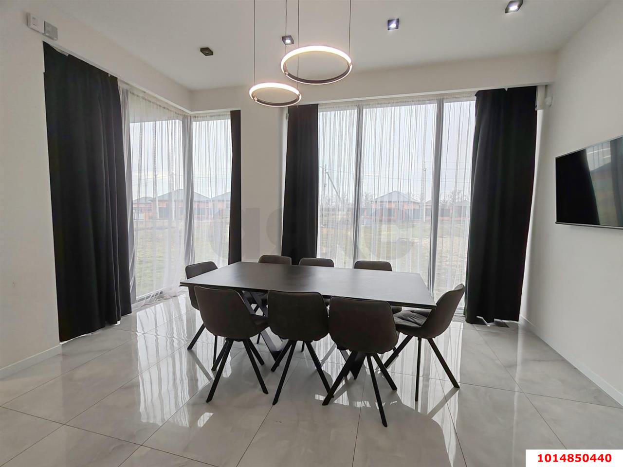 Фото №13: Дом 340 м² + 20 сот. - Выселки, квартал Центр, ул. Центральная площадь