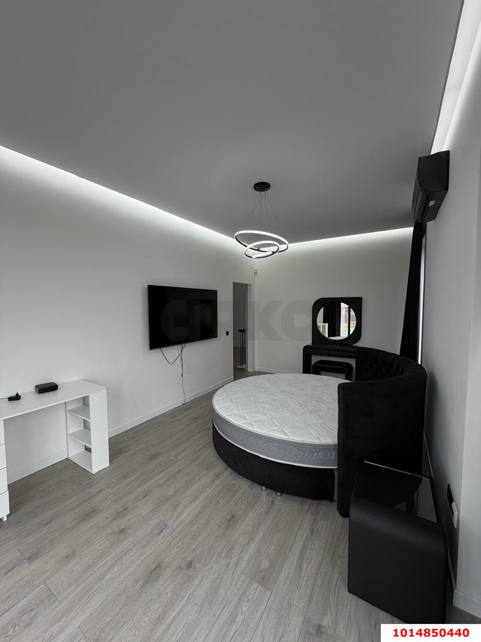 Фото №14: Дом 340 м² + 20 сот. - Выселки, мкр. квартал Центр, ул. Центральная площадь