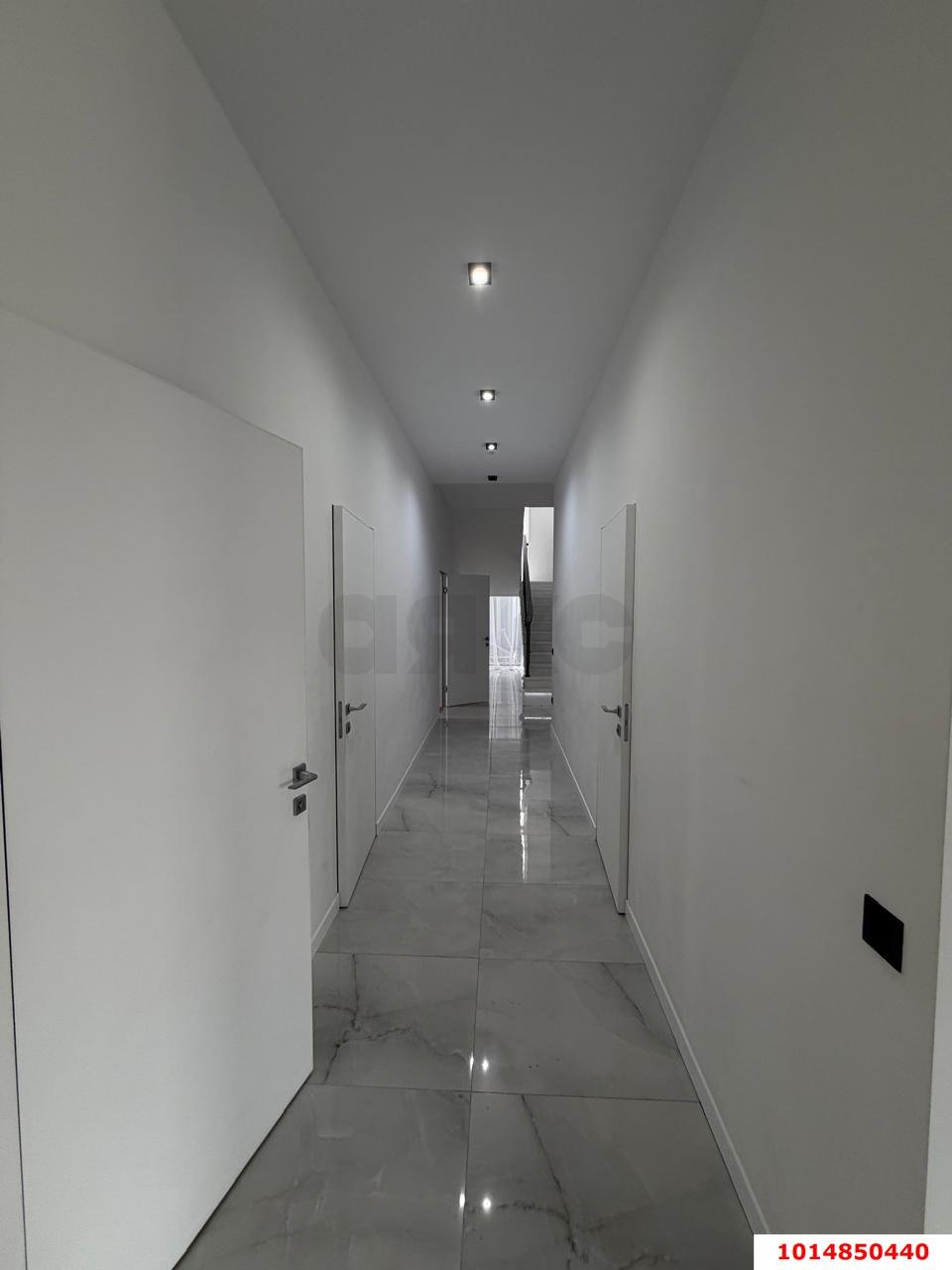 Фото №35: Дом 340 м² + 20 сот. - Выселки, квартал Центр, ул. Центральная площадь