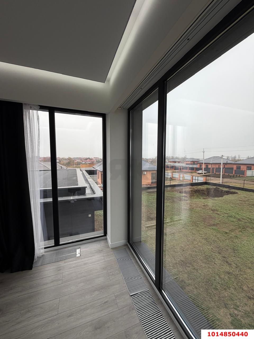 Фото №21: Дом 340 м² + 20 сот. - Выселки, мкр. квартал Центр, ул. Центральная площадь