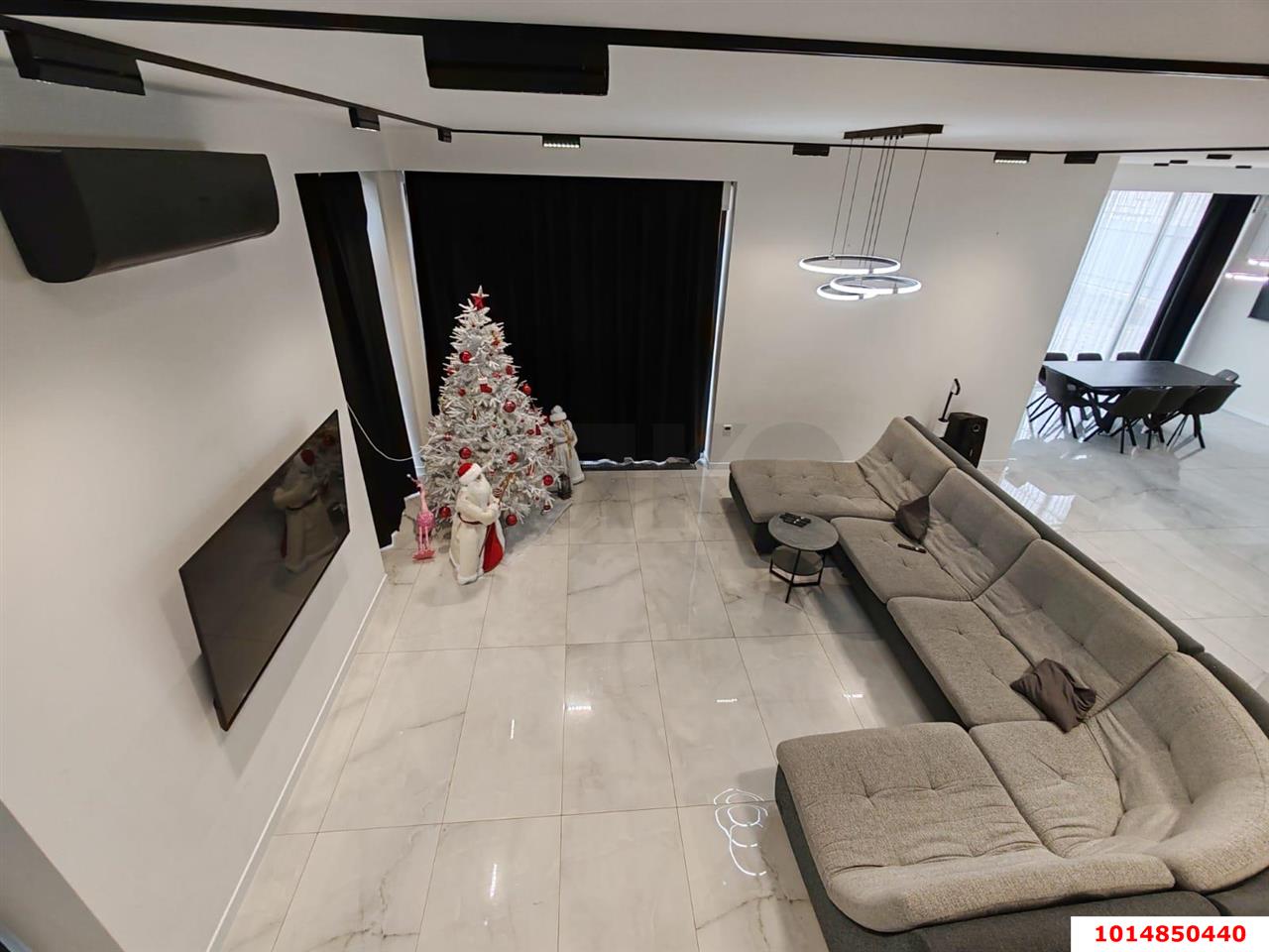 Фото №3: Дом 340 м² + 20 сот. - Выселки, квартал Центр, ул. Центральная площадь