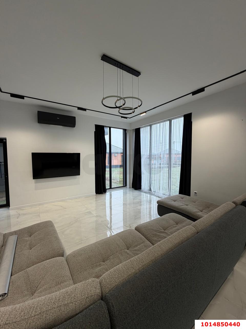 Фото №8: Дом 340 м² + 20 сот. - Выселки, мкр. квартал Центр, ул. Центральная площадь