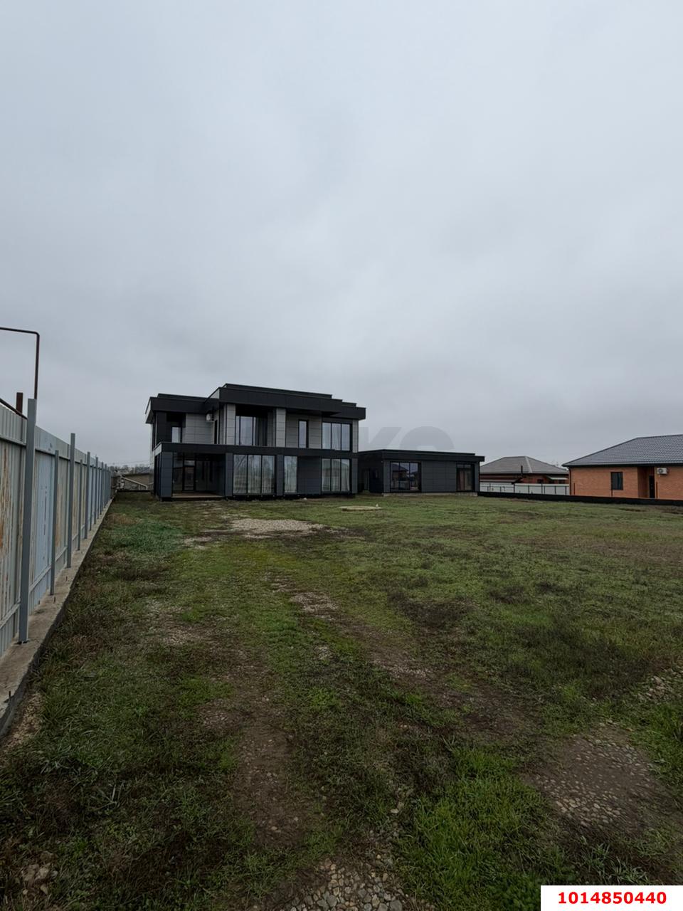 Фото №32: Дом 340 м² + 20 сот. - Выселки, квартал Центр, ул. Центральная площадь