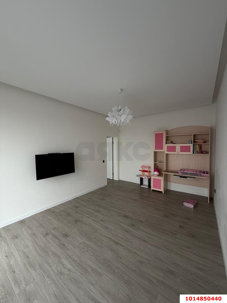 Фото №33: Дом 340 м² + 20 сот. - Выселки, мкр. квартал Центр, ул. Центральная площадь