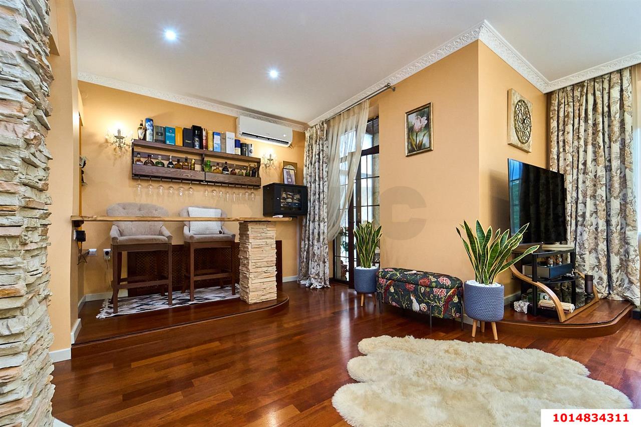 Фото №32: Дом 650 м² + 9 сот. - Краснодар, Завод Радиоизмерительных Приборов, б-р Интернациональный, 150