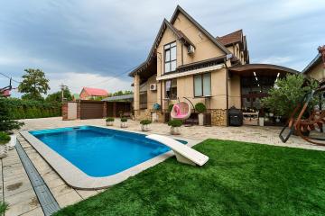 Фото №3: Дом 650 м² - Краснодар, мкр. Завод Радиоизмерительных Приборов, б-р Интернациональный, 150