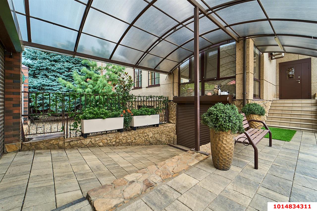 Фото №47: Дом 650 м² + 9 сот. - Краснодар, Завод Радиоизмерительных Приборов, б-р Интернациональный, 150