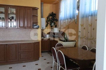 Фото №3: 2-комнатная квартира 136 м² - Геленджик, ул. Севастопольская, 19