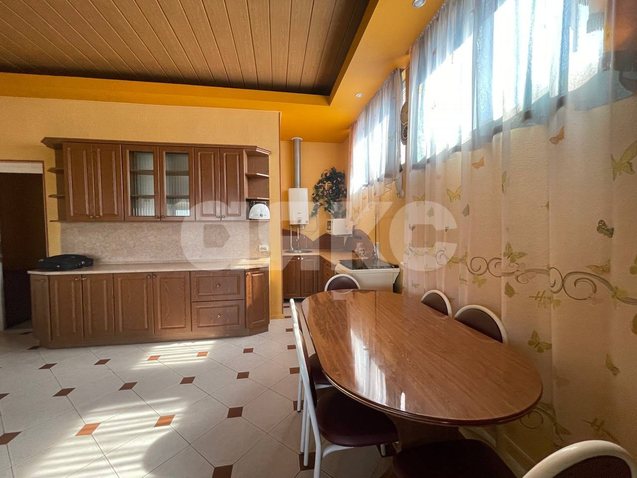 Фото №1: 2-комнатная квартира 136 м² - Геленджик, ул. Севастопольская, 19